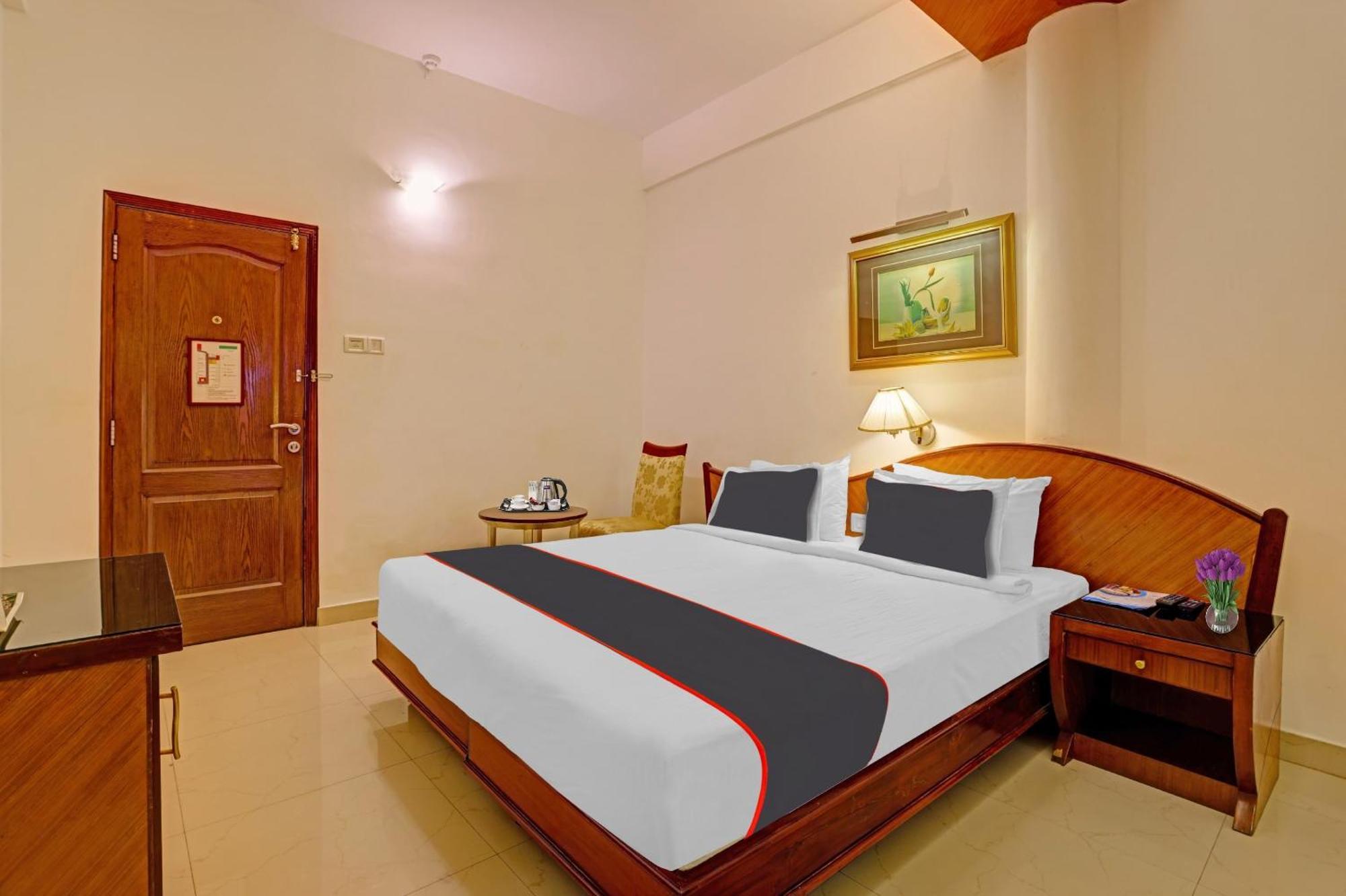 Super Collection O Indraprastha Hotell Thiruvananthapuram Exteriör bild