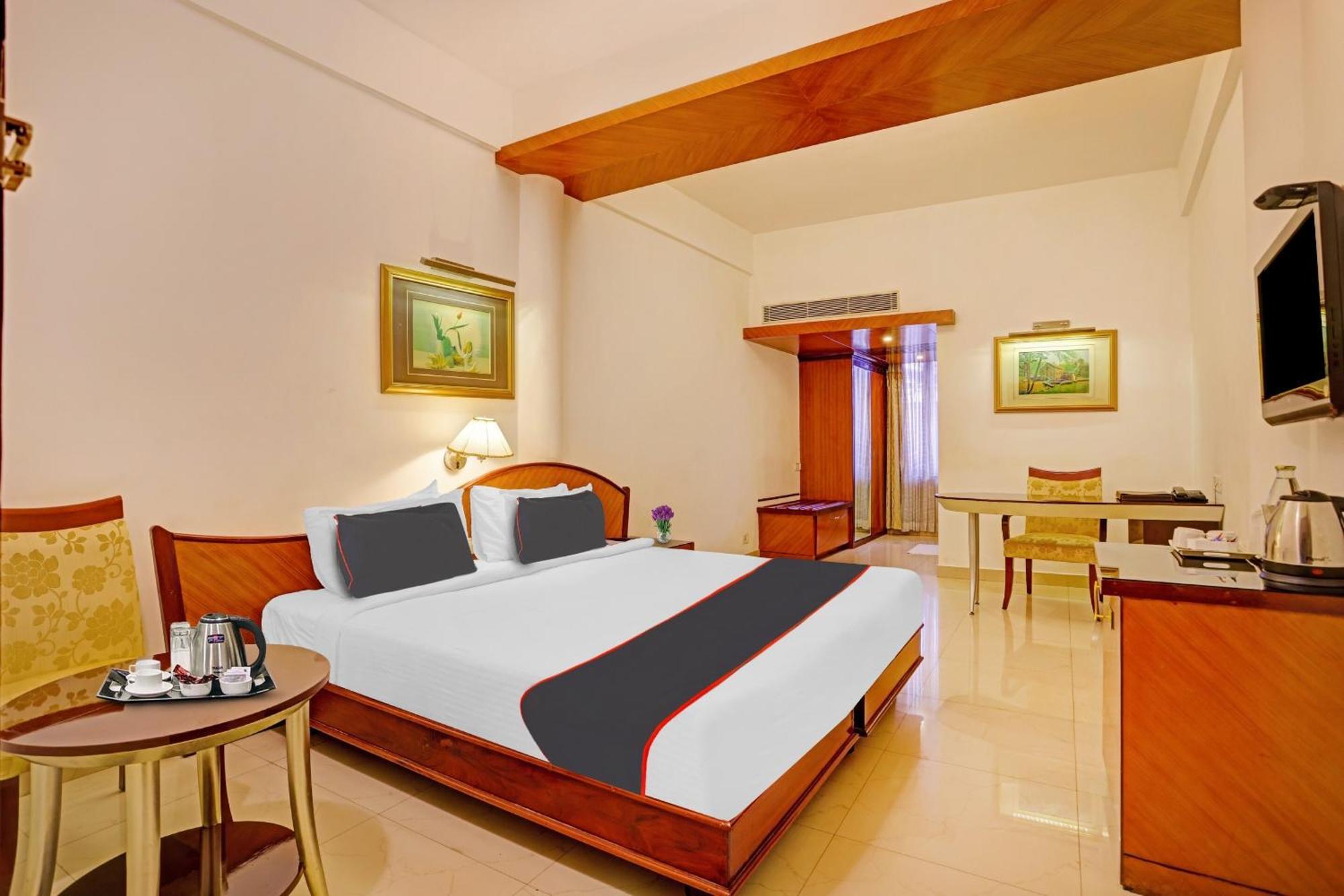Super Collection O Indraprastha Hotell Thiruvananthapuram Exteriör bild